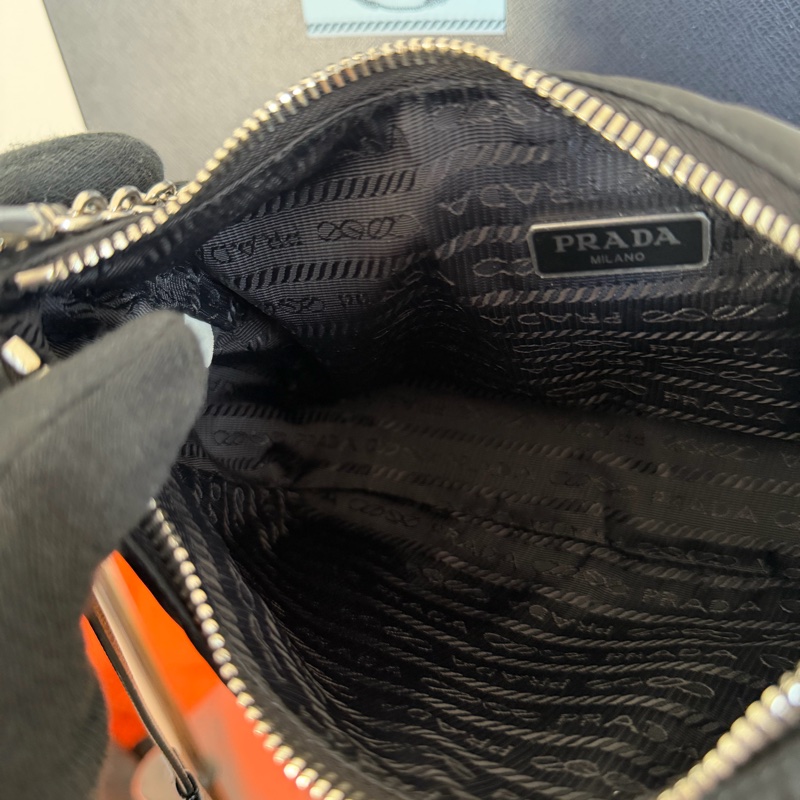 #全新閑置#附盒子 Prada2005三合一 膜未撕-22