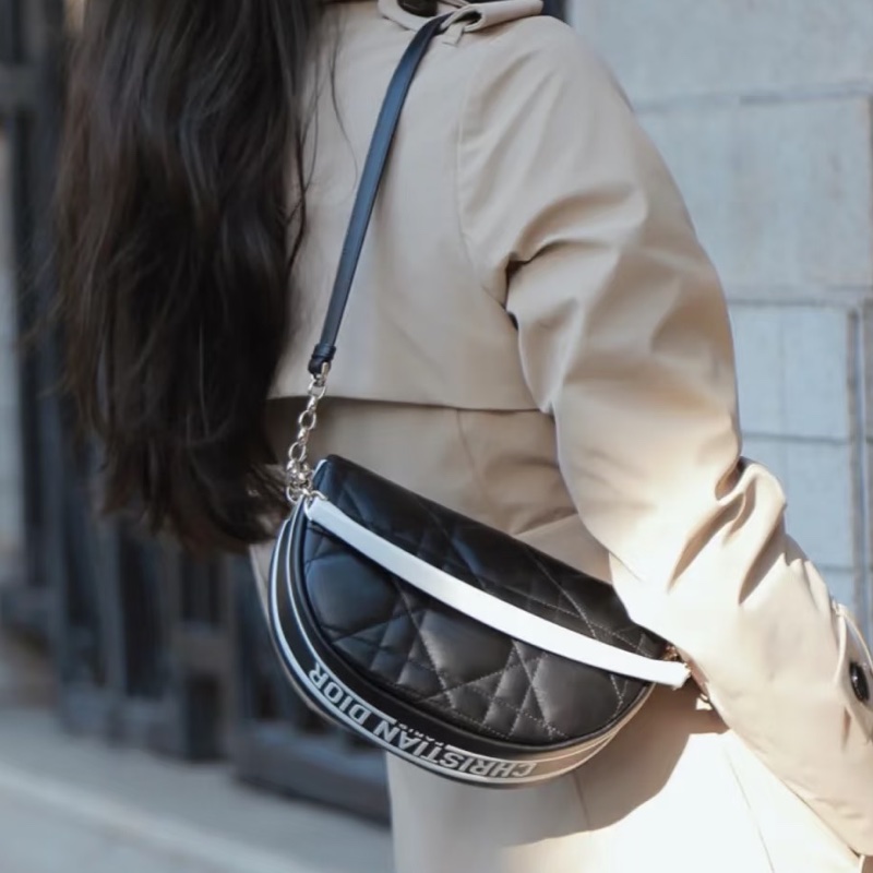 ✨Dior vibe hobo羊皮小號 專櫃十萬 單肩斜背手提都好酷🖤-0