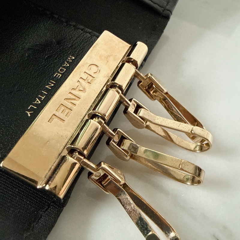 Chanel✨絕版山茶花壓紋鑰匙包-18