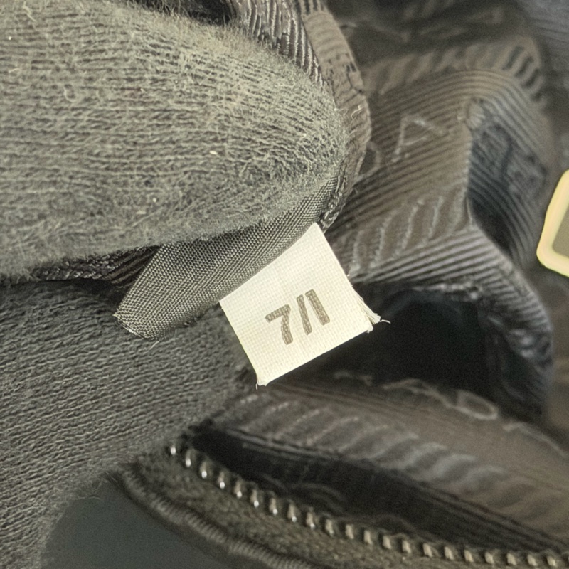 #附盒子保卡 Prada 2000 hobo-16