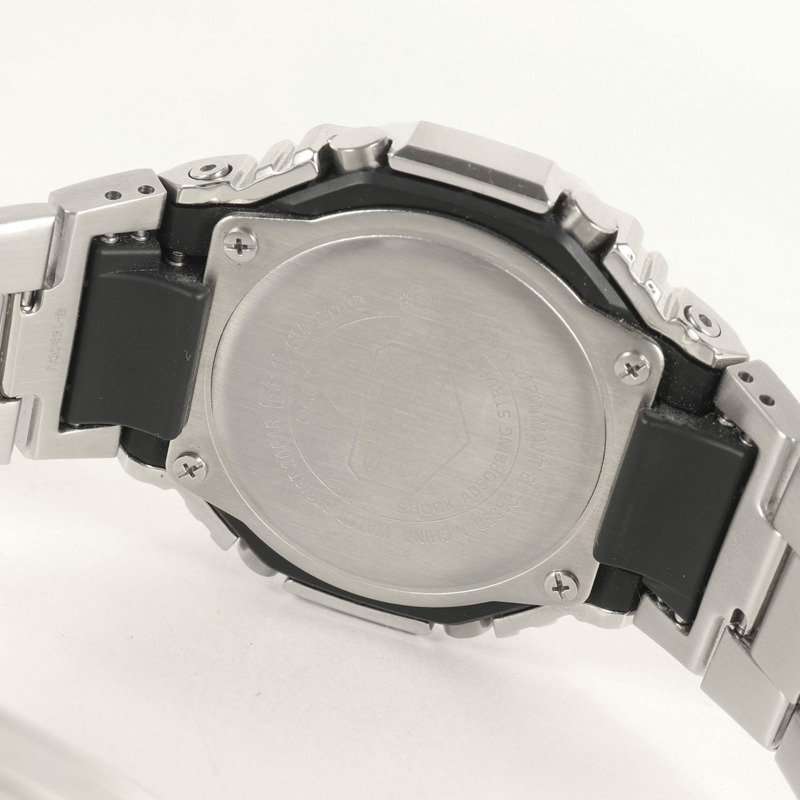 卡西歐 G-SHOCK GM-2110D-2AJF 金屬錶殼腕錶，銀色錶殼搭配淺藍色錶盤，男士款-4