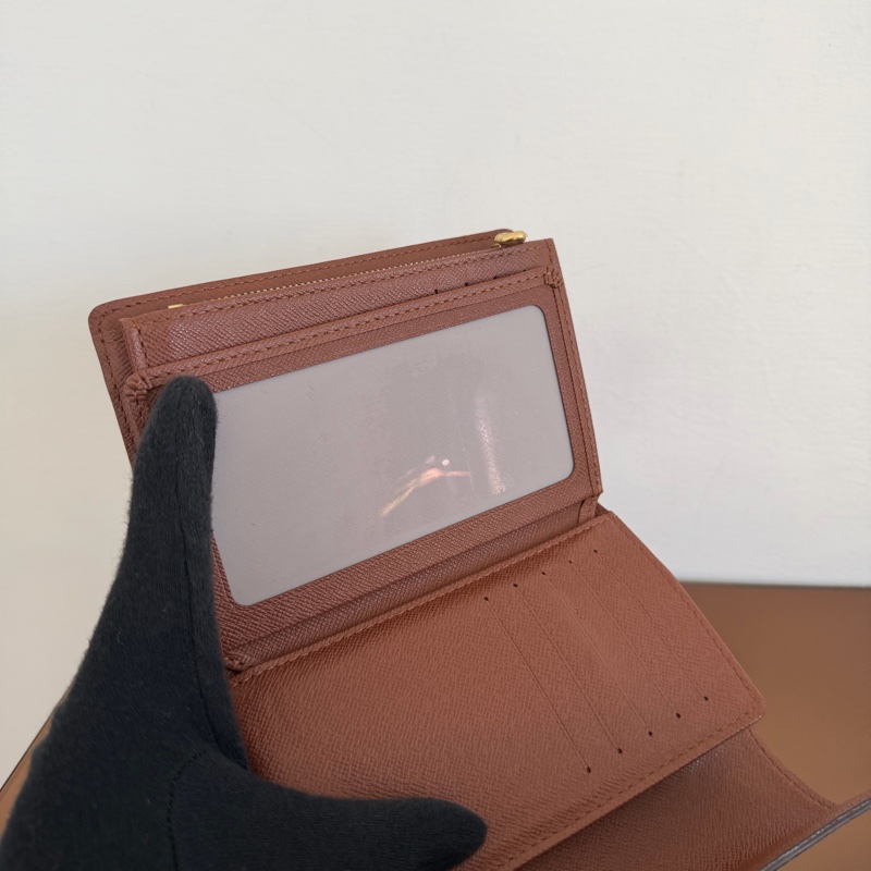 #極新 Louis Vuitton 發財包 中夾-18