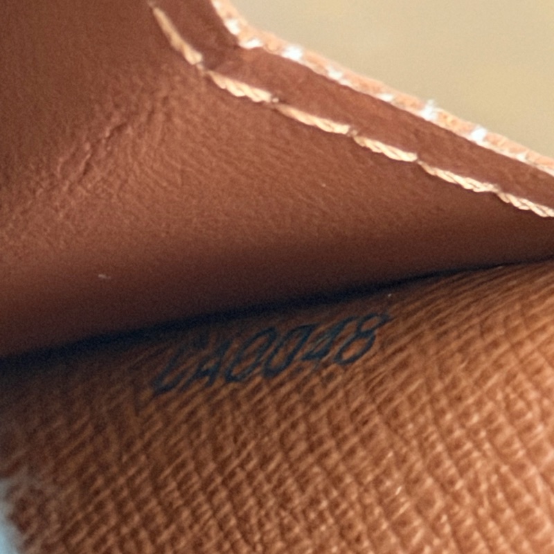 #極新 Louis Vuitton 發財包 中夾-20