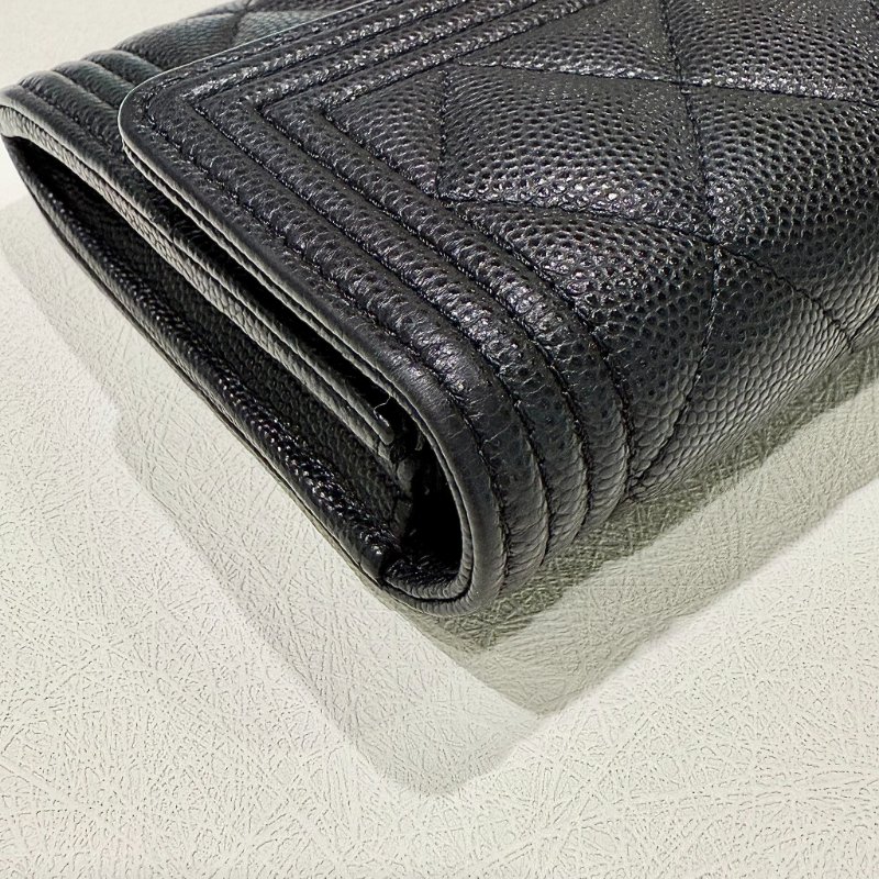 CHANEL - 黑色牛皮銀釦BOY下蓋長夾-7