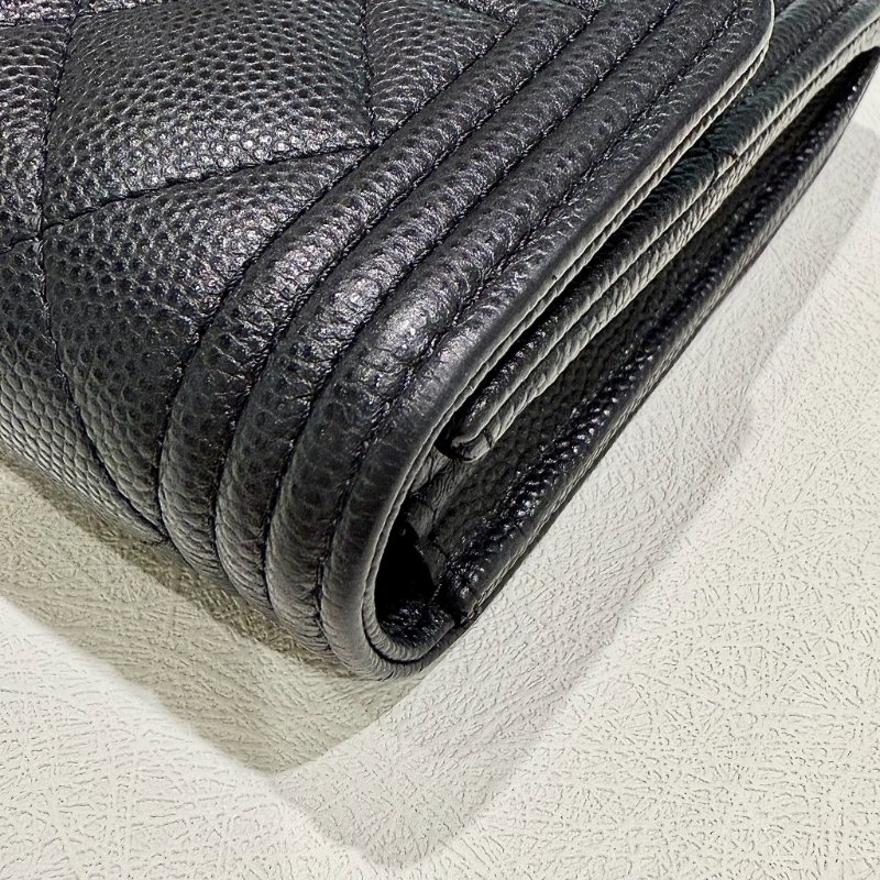 CHANEL - 黑色牛皮銀釦BOY下蓋長夾-8