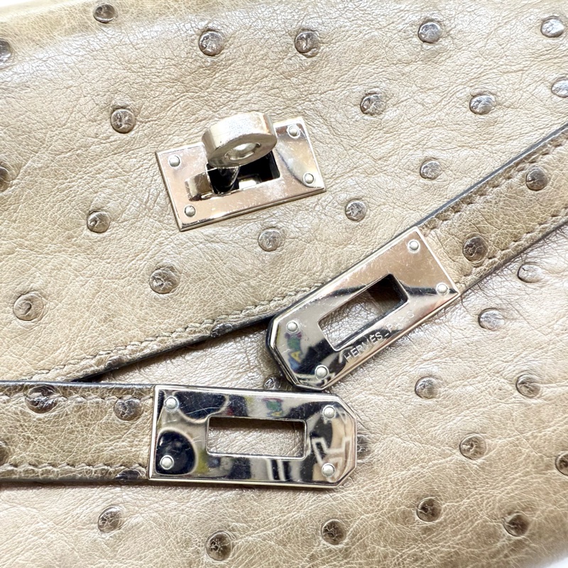 HERMES卡其色鴕鳥皮Kelly長夾-11