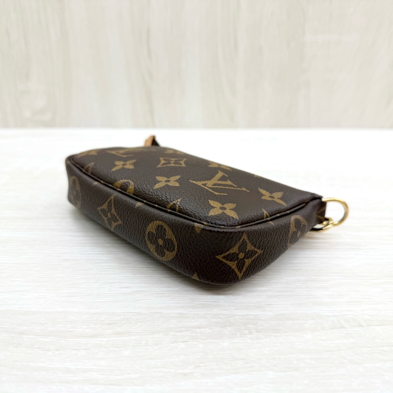 LV老花一字拉鍊Mini Pochette Accessoires小麻將包M58009-6