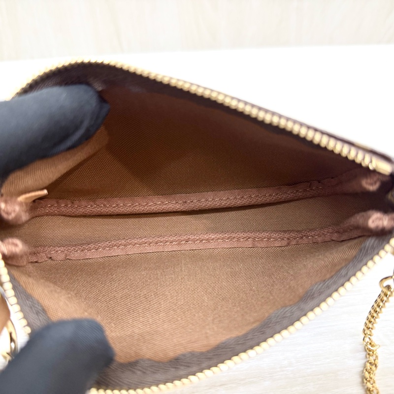 LV老花一字拉鍊Mini Pochette Accessoires小麻將包M58009-8