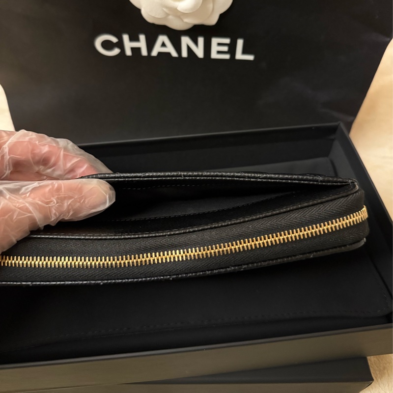 CHANEL 香奈兒經典格紋牛皮黑金長夾-4