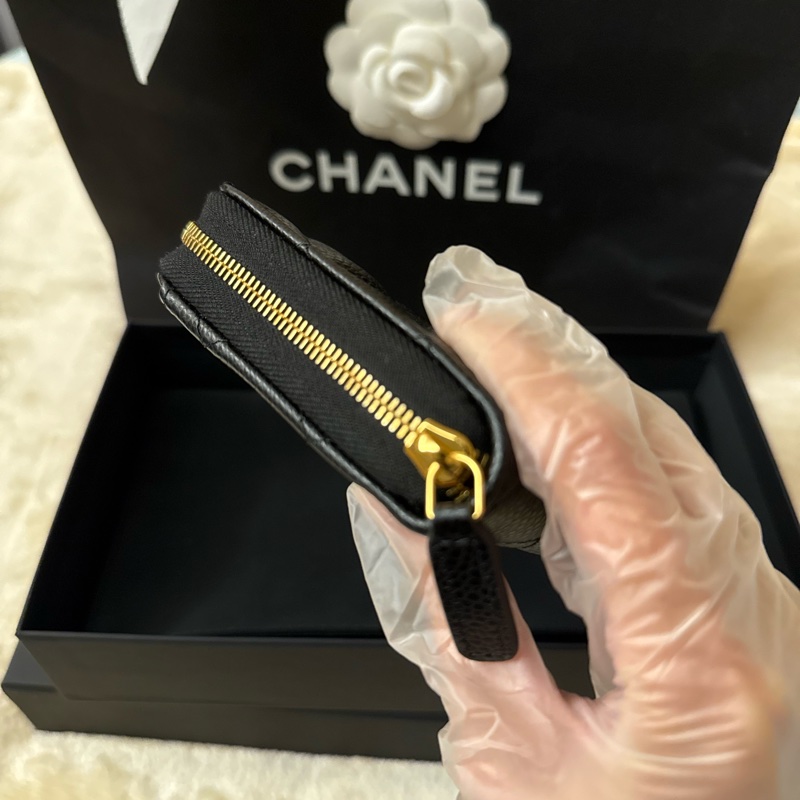 CHANEL 香奈兒經典格紋牛皮黑金長夾-12