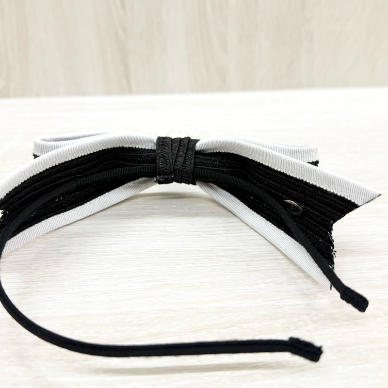 CHANEL黑白拚色蝴蝶結造型髮箍-8