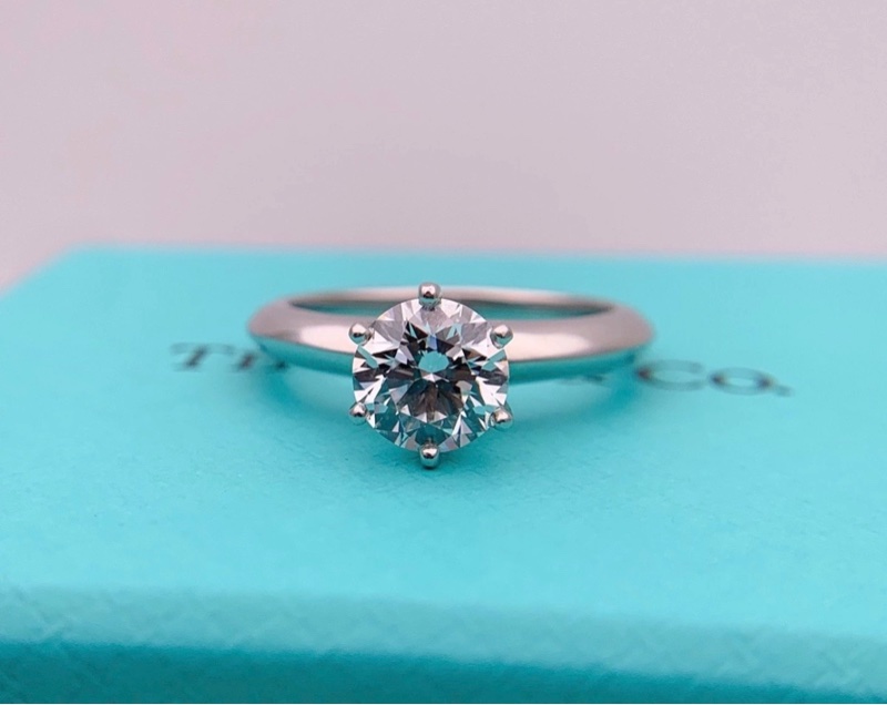 Tiffany蒂芙尼鑽戒 鉑金六爪 1.12克拉、E色、VS2 全套帶票 14年在法國巴黎-4