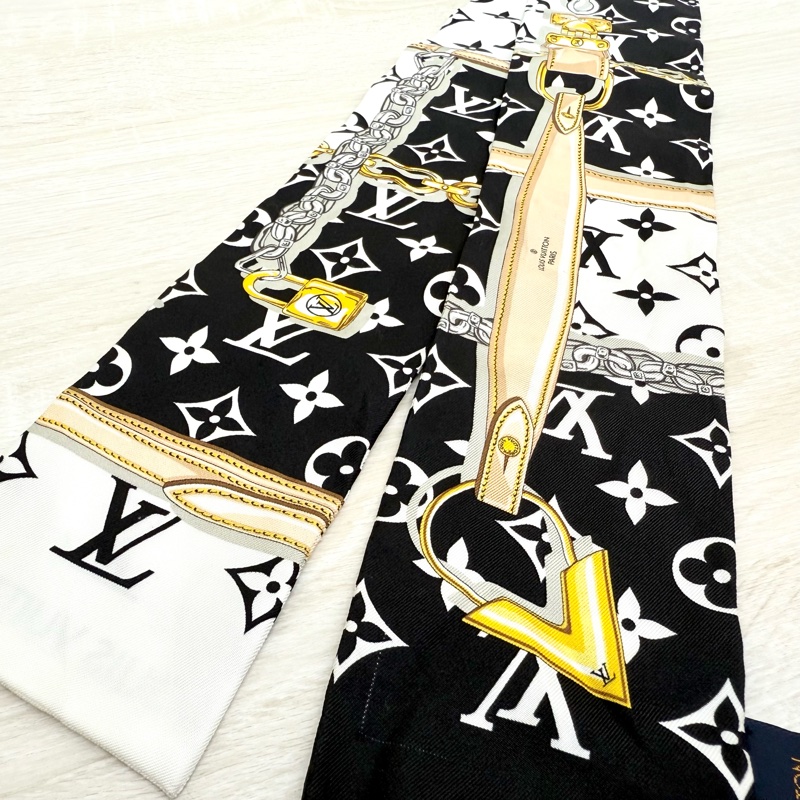 LV黑白老花拼皮繩圖騰twilly寬絲巾M78656-3