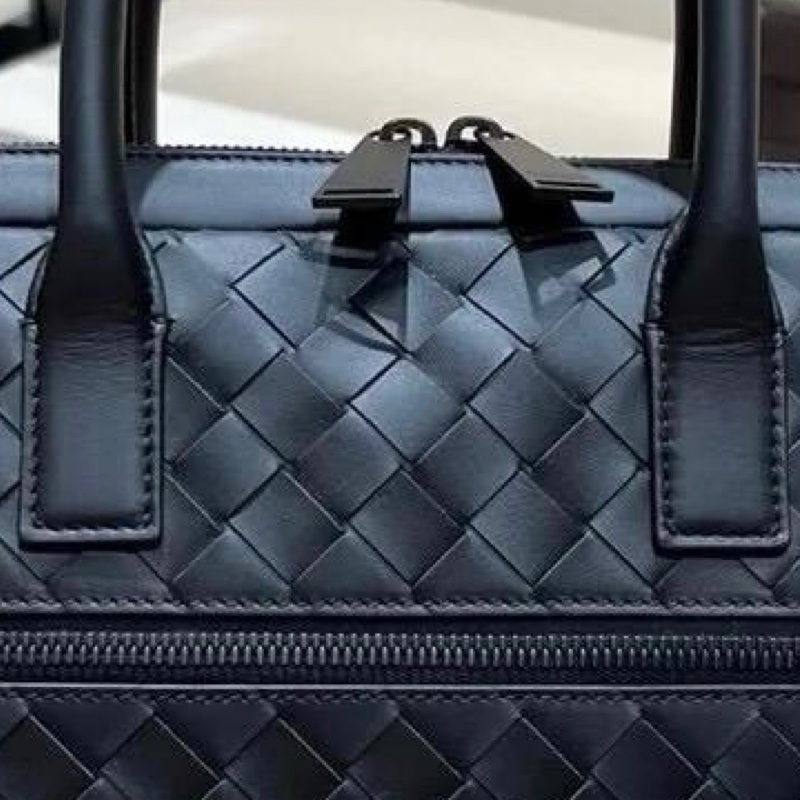 Bottega Veneta business bag-3