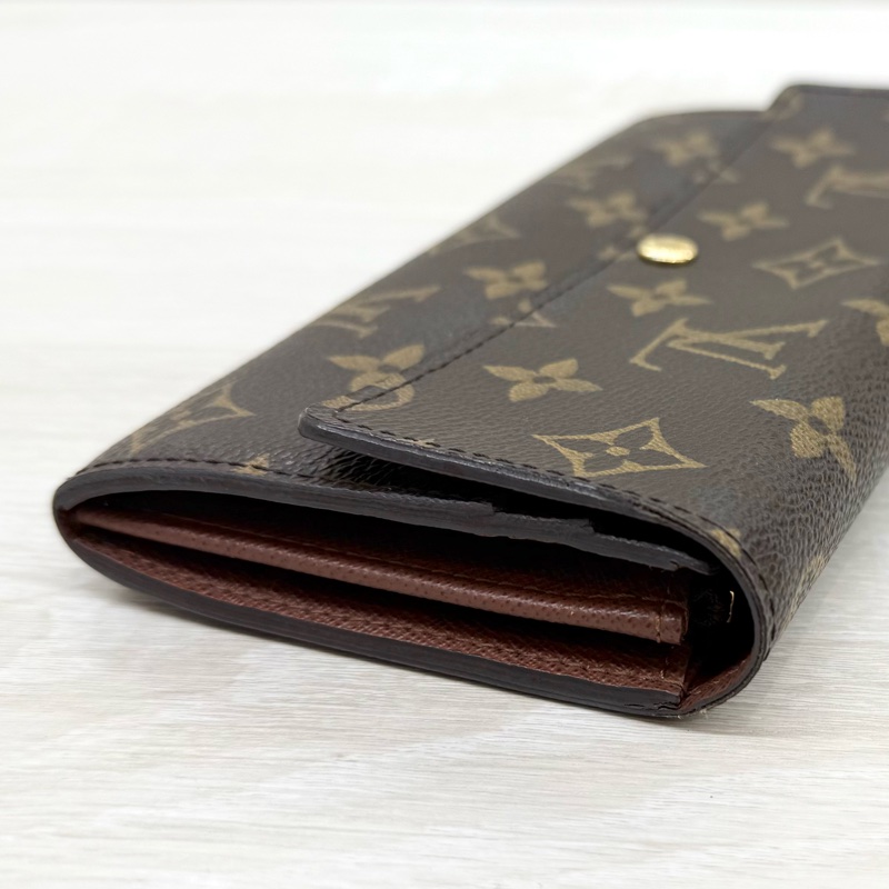 LV原花金釦10卡下蓋發財長夾-9