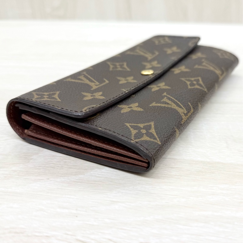 LV原花金釦10卡下蓋發財長夾-11