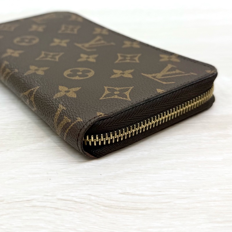 LV棕色老花拉鍊長夾M42616-9