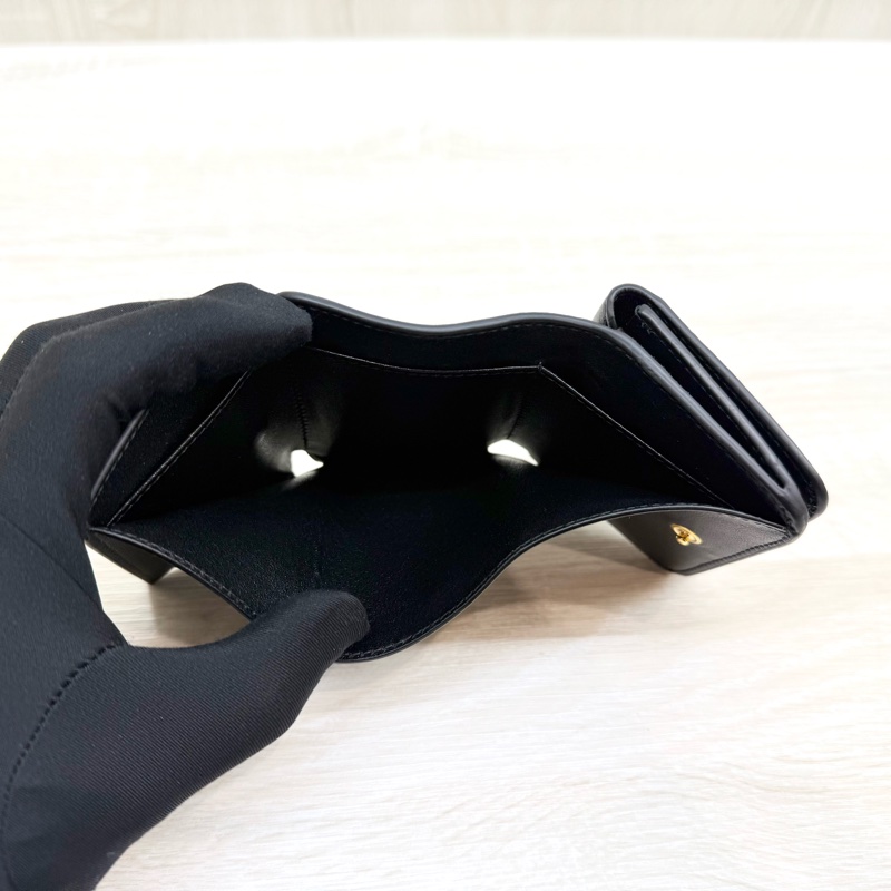 BALENCIAGA黑色三折燙金MINI短夾-8