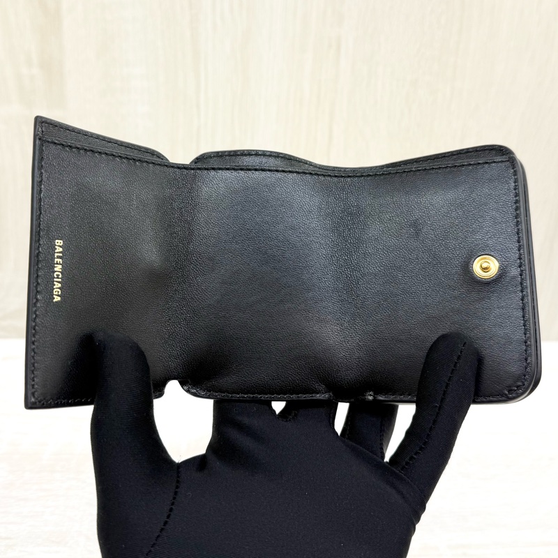 BALENCIAGA黑色三折燙金MINI短夾-13