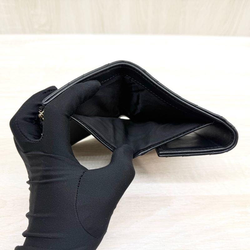 GUCCI黑色牛皮馬夢金釦三折短夾474802-9