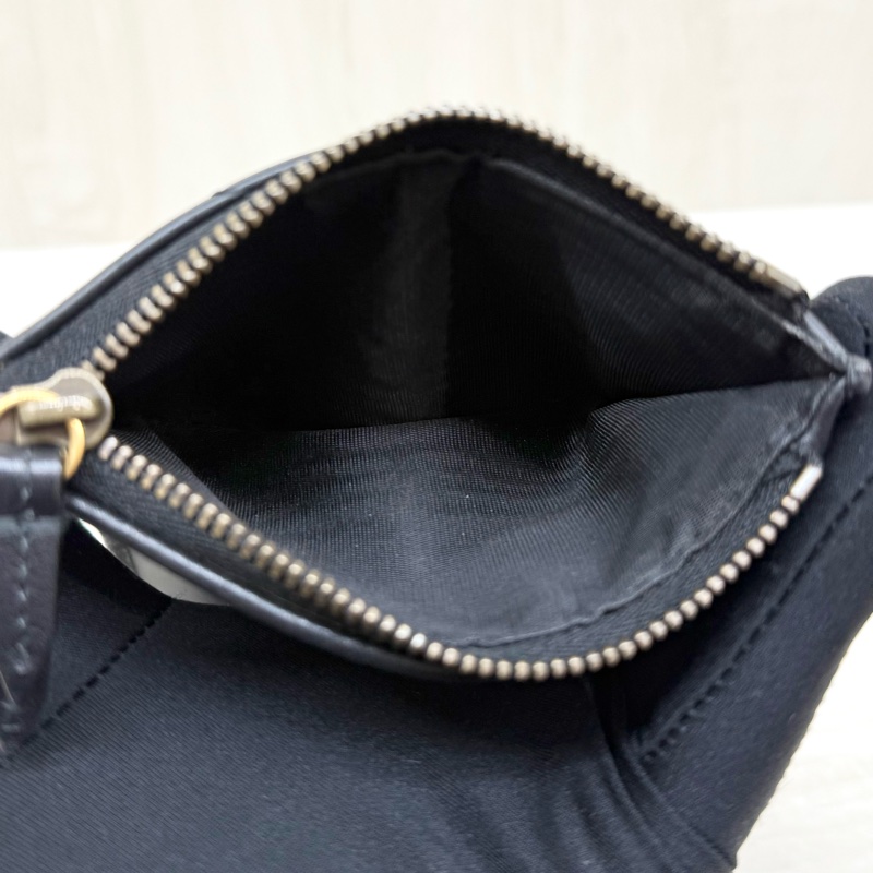 GUCCI黑色牛皮馬夢金釦三折短夾474802-14