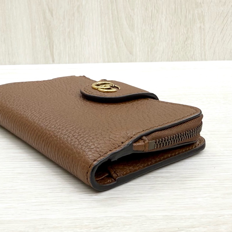 GUCCI咖啡色牛皮金釦竹節拉鍊短夾739498-5