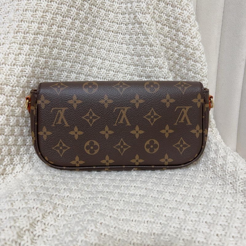 LOUIS VUITTON＊Wallet on Chain Ivy＊製造日期2024/08/26＊贈內膽包防磨扣-11
