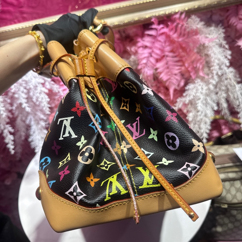 Lv 黑三彩肩背包/王吉娜古董精品-4