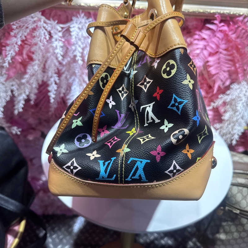 Lv 黑三彩肩背包/王吉娜古董精品-8