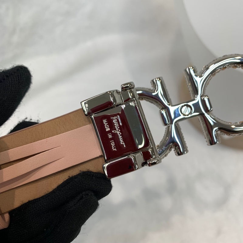Ferragamo 粉鑽扣粉紅腰帶 XA897-26
