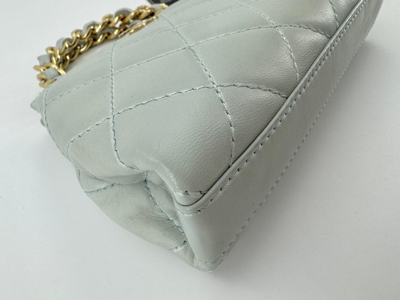 Chanel 2004 Lambskin Light Blue Quilted Chain Top Handle CC Handbag with Gold Hardware-8