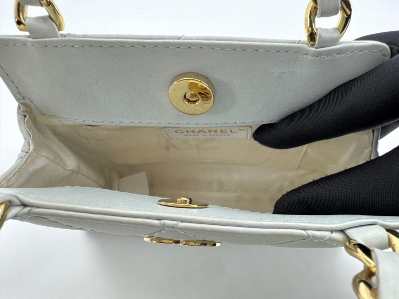Chanel 2004 Lambskin Light Blue Quilted Chain Top Handle CC Handbag with Gold Hardware-10