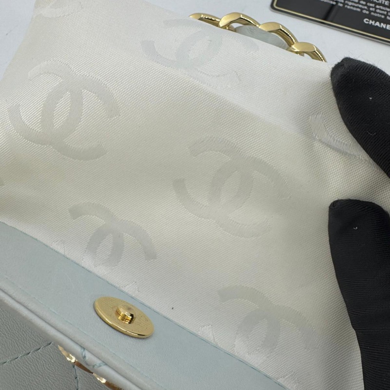 Chanel 2004 Lambskin Light Blue Quilted Chain Top Handle CC Handbag with Gold Hardware-17