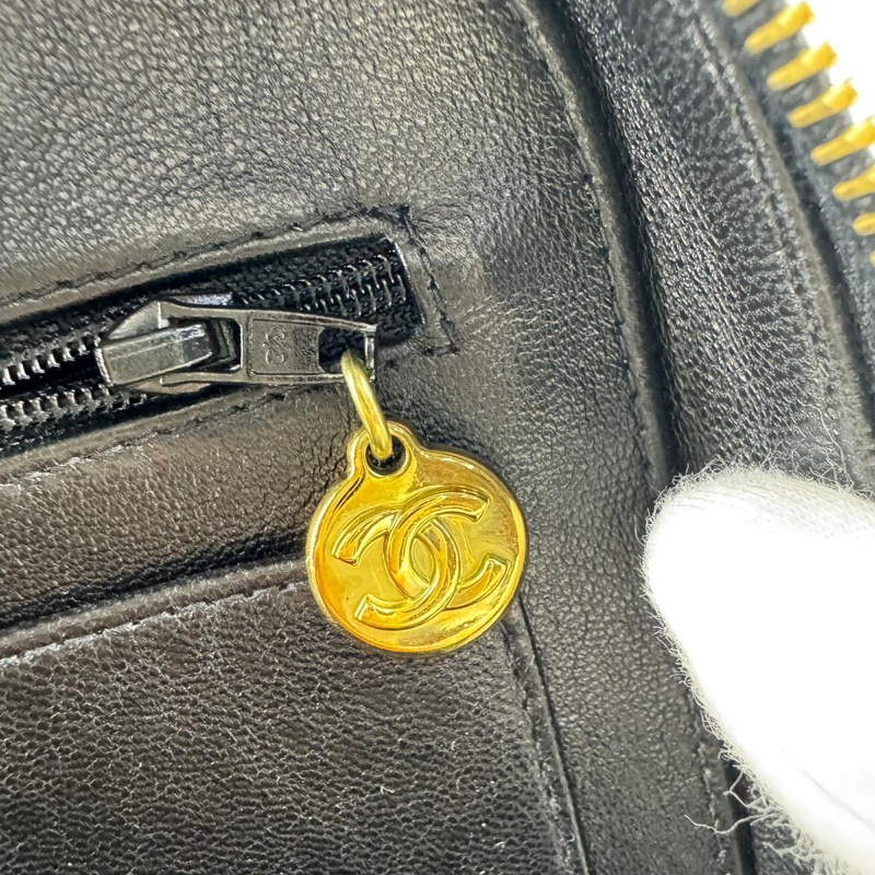 Chanel Vintage 94-96 Leather Quilted Black Barbie 2-Way Bag with Gold Hardware-14