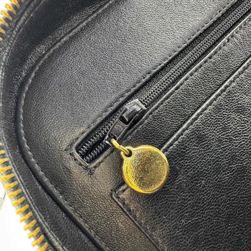 Chanel Vintage 94-96 Leather Quilted Black Barbie 2-Way Bag with Gold Hardware-15