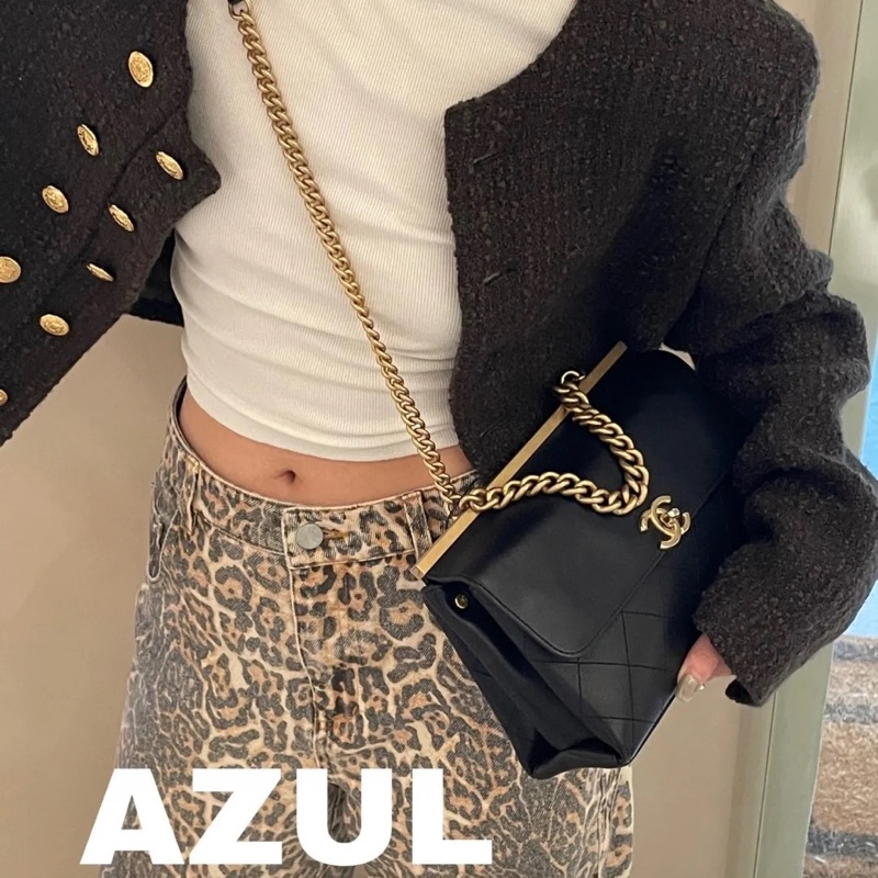 ✨Chanel trendy cc 黑金雙面郵差包 有保卡🖤-1