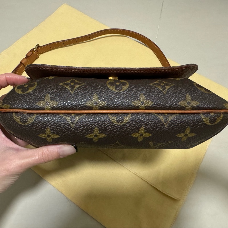 Louis Vuitton LV王菲包/LV Vintage/LV豎款王菲包/LV直版王菲包/路易威登/LV肩背包/LV斜背包/LV中古包-15
