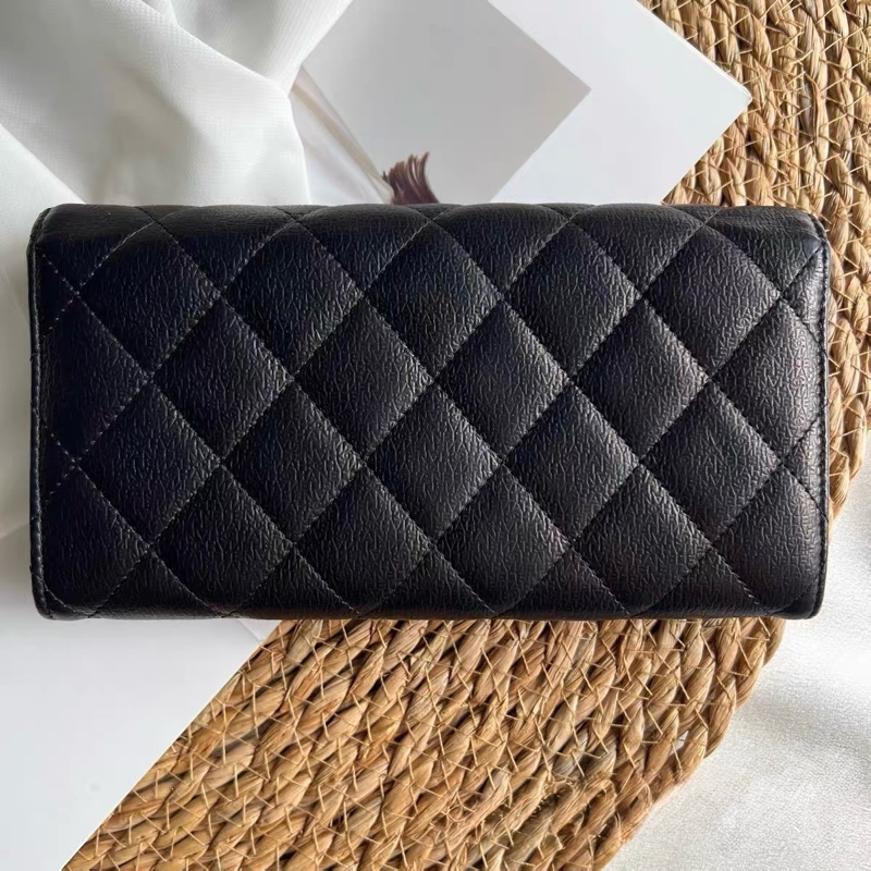 Chanel 字母印花荔枝牛長夾-2