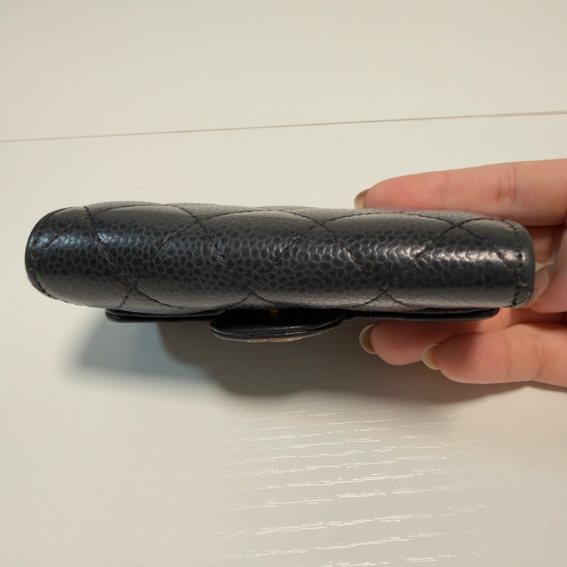 CHANEL 魚子醬皮革 銀色logo 單層卡包-4