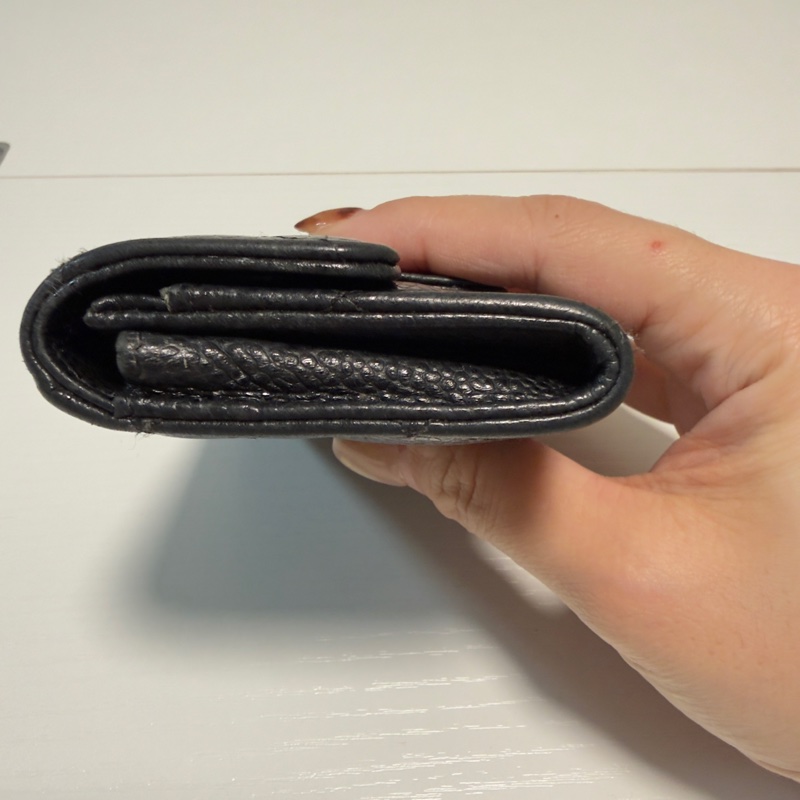 CHANEL 魚子醬皮革 銀色logo 單層卡包-8