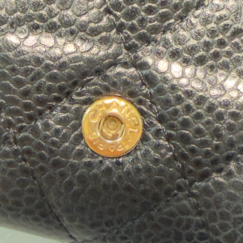 CHANEL 魚子醬皮革 銀色logo 單層卡包-12