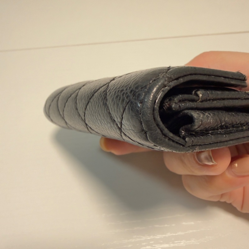 CHANEL 魚子醬皮革 銀色logo 單層卡包-16