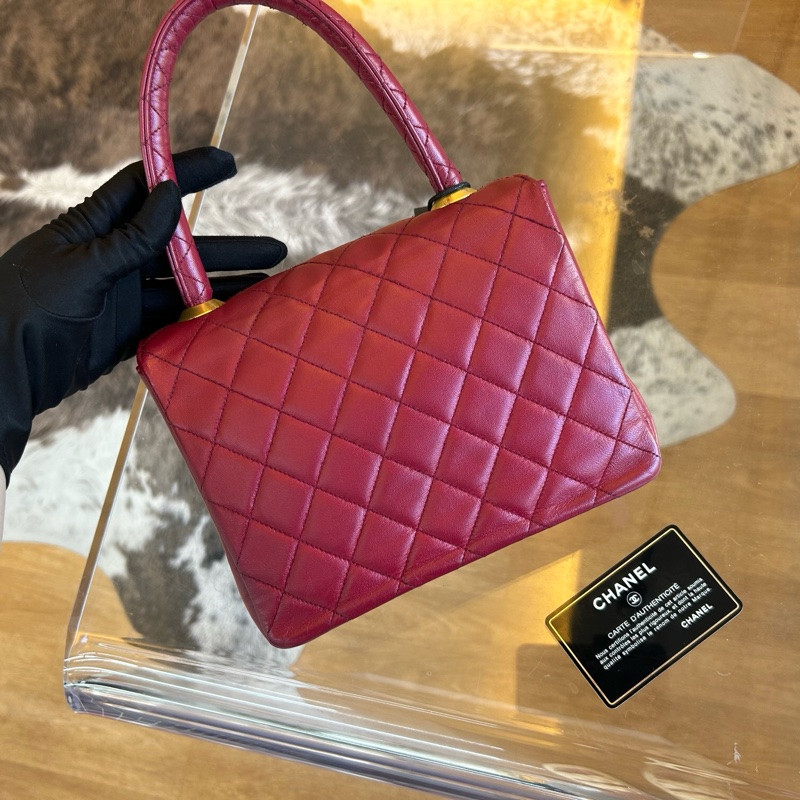 Chanel 香奈兒菱格紋雙C扣手提晚宴包-1