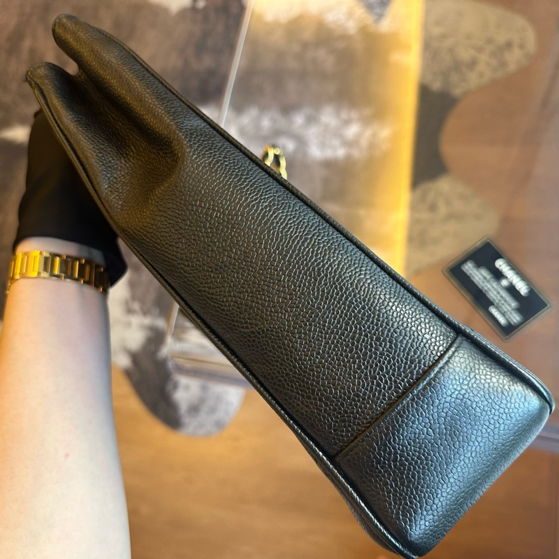 Chanel 香奈兒魚子醬大雙C貝嫂托特鏈條包帶卡-7