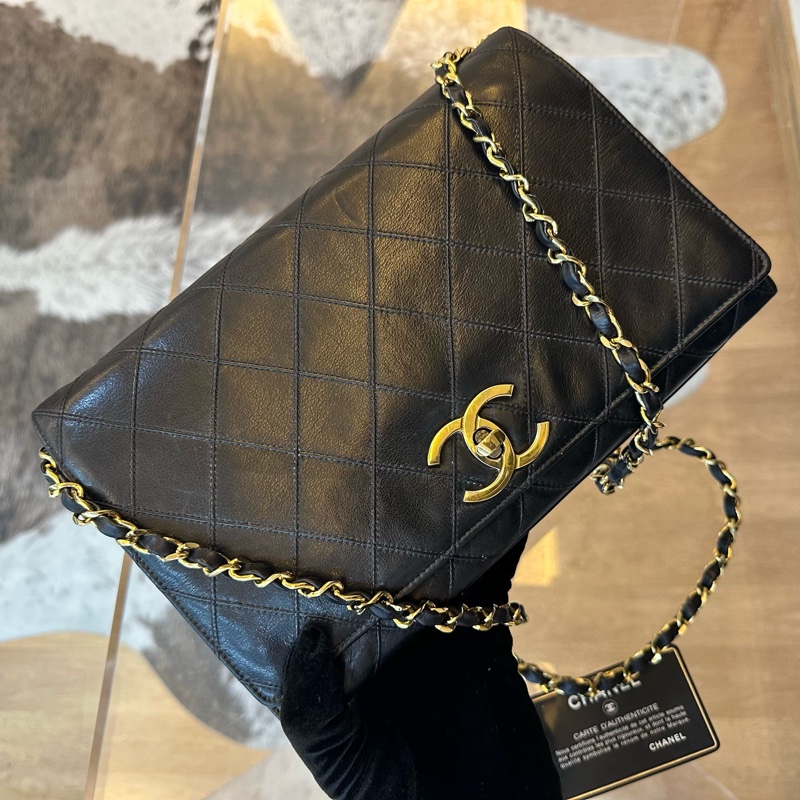 Chanel 香奈兒牛皮菱格紋黑金大雙c鏈條包帶卡-1