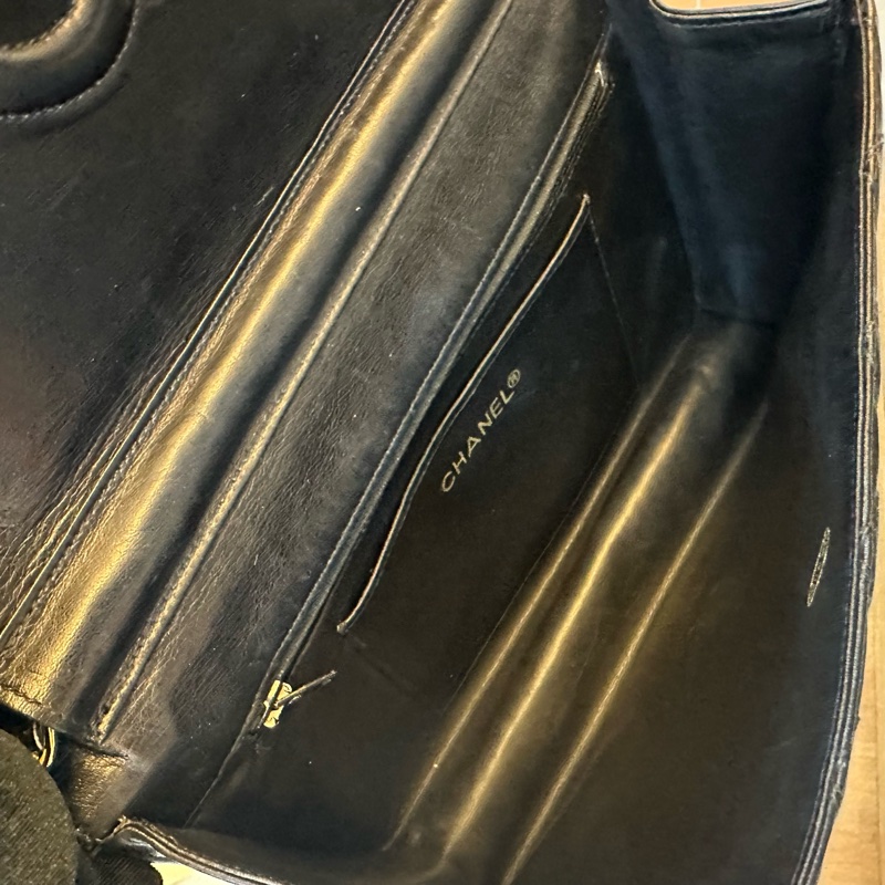 Chanel 香奈兒牛皮菱格紋黑金大雙c鏈條包帶卡-7