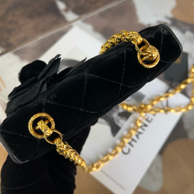 Chanel 香奈兒黑金絲絨雕花鏈條包-6