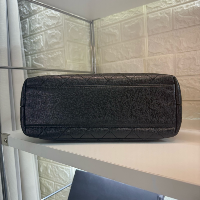 Chanel 香奈兒魚子醬黑金菱格紋雙c扣凱莉晚宴包-11