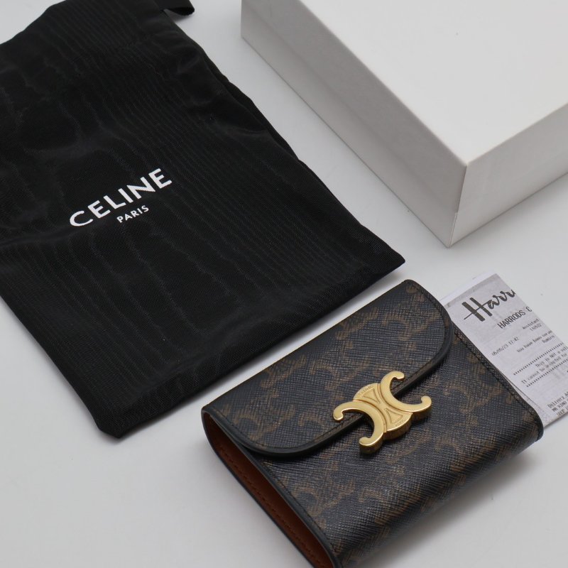 CELINE Triomphe凱旋釦老花三折短夾-14