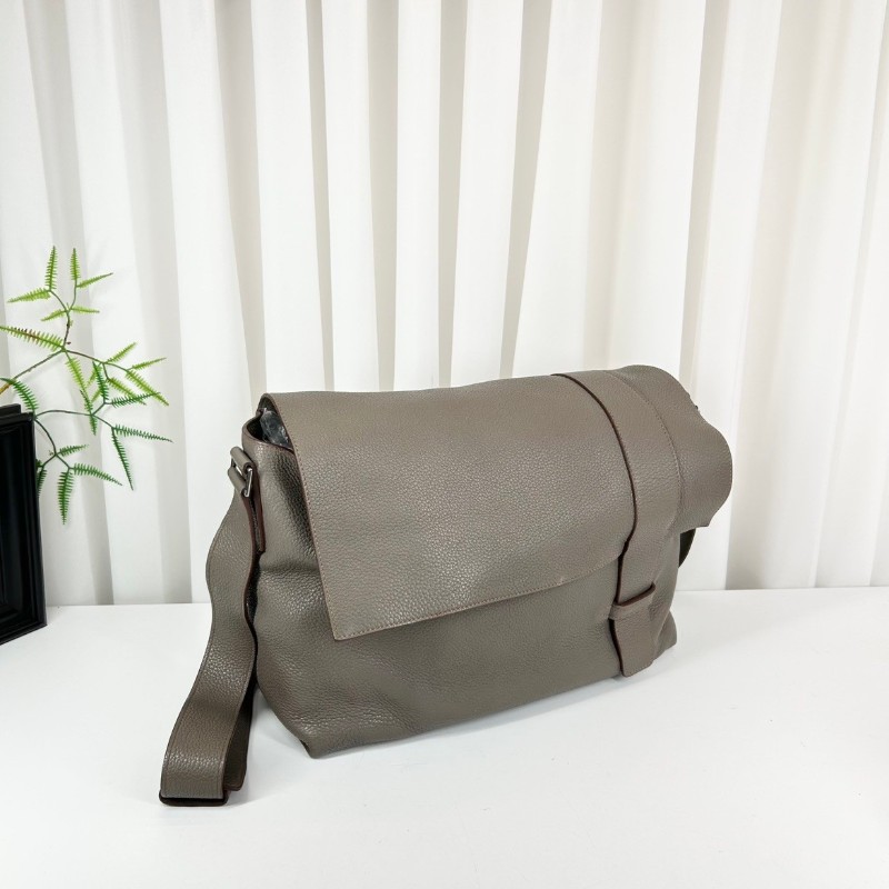 Hermes ALFRED35 埃佛德男士大容量郵差包 Togo皮銀扣-3